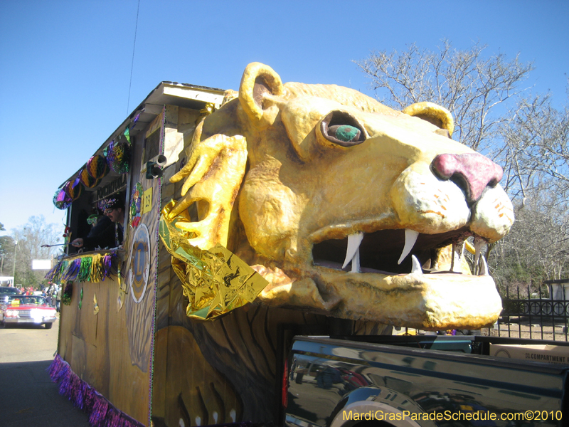 Covington-Lions-Club-Krewe-of-Covington-Mardi-Gras-Day-082