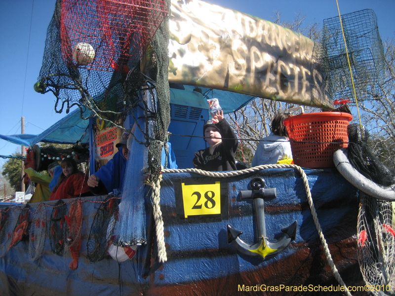 Covington-Lions-Club-Krewe-of-Covington-Mardi-Gras-Day-095