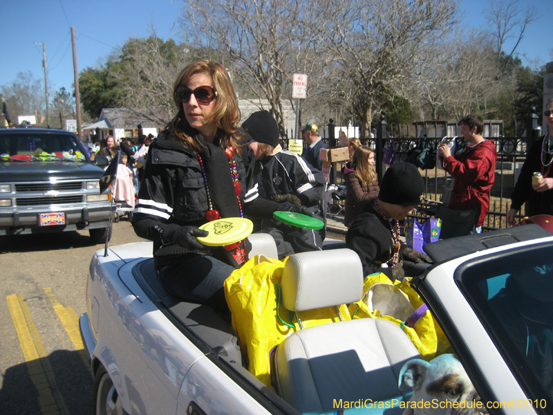 Covington-Lions-Club-Krewe-of-Covington-Mardi-Gras-Day-105