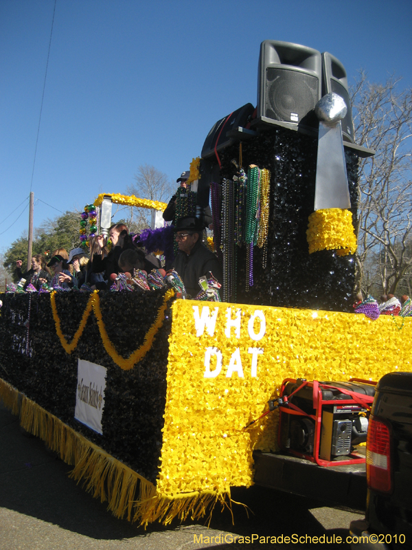 Covington-Lions-Club-Krewe-of-Covington-Mardi-Gras-Day-110