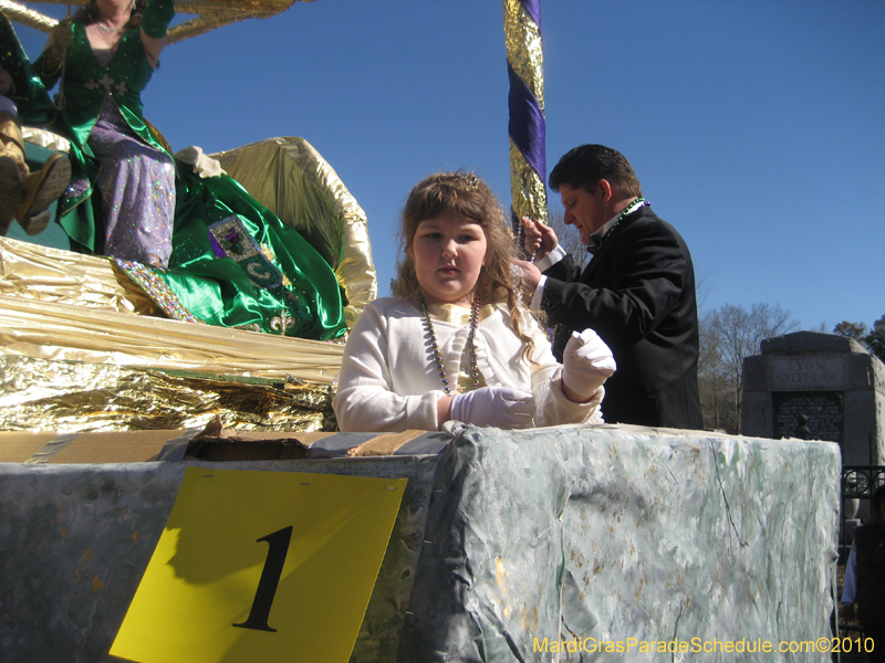 Covington-Lions-Club-Krewe-of-Covington-Mardi-Gras-Day-120