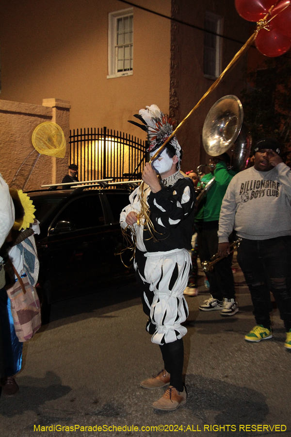 2024-Le-Fous-Du-Carnival-01011