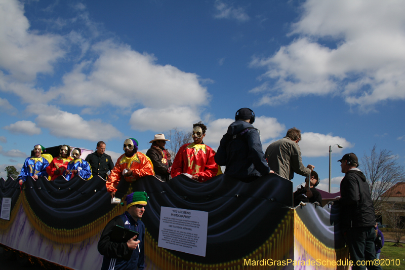 Krewe-of-Alla-2010-Westbank-Mardi-Gras-3417