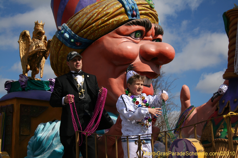 Krewe-of-Alla-2010-Westbank-Mardi-Gras-3423