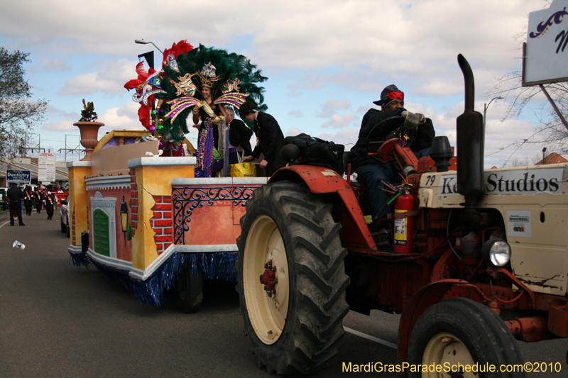 Krewe-of-Alla-2010-Westbank-Mardi-Gras-3464
