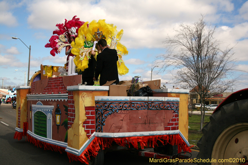 Krewe-of-Alla-2010-Westbank-Mardi-Gras-3479