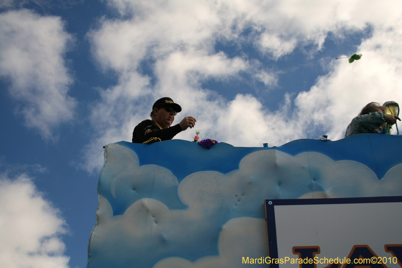 Krewe-of-Alla-2010-Westbank-Mardi-Gras-3495
