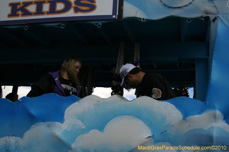 Krewe-of-Alla-2010-Westbank-Mardi-Gras-3497