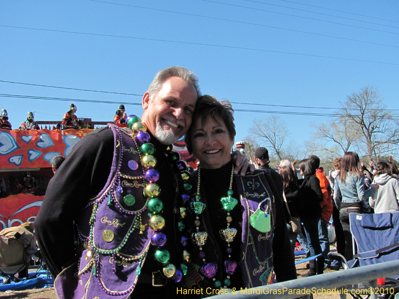 Krewe-of-Argus-2010-Metaire-Mardi-Gras-Jefferson-Parish-02078