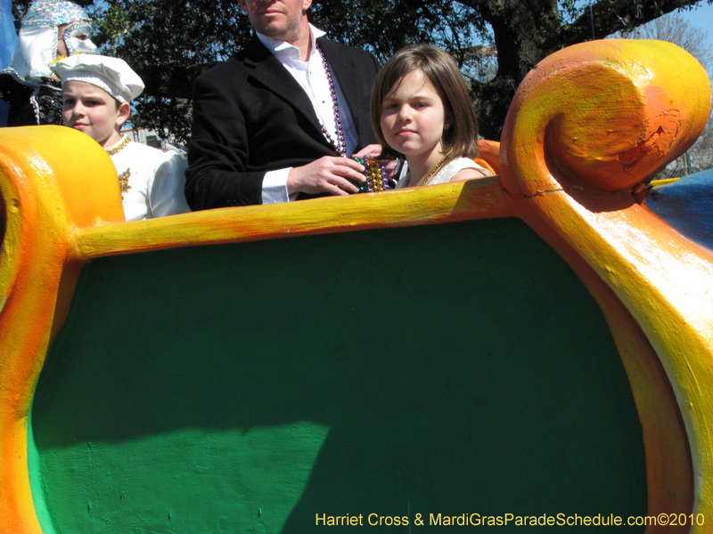 Krewe-of-Argus-2010-Metaire-Mardi-Gras-Jefferson-Parish-02107