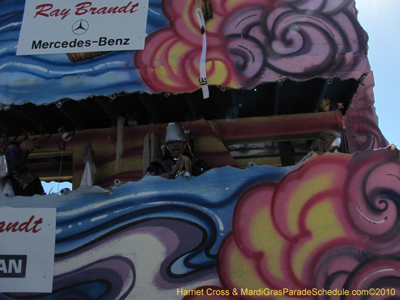 Krewe-of-Argus-2010-Metaire-Mardi-Gras-Jefferson-Parish-11998