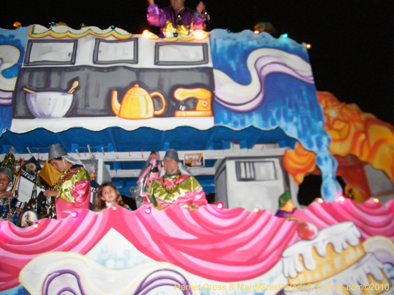 Krewe-of-Atlas-2010-Metairie-Mardi-Gras-7747