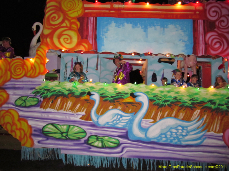 Krewe-of-Atlas-HC-20110052