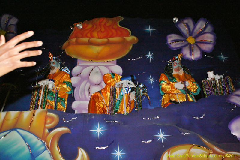 Knights-of-Babylon-2011-0206