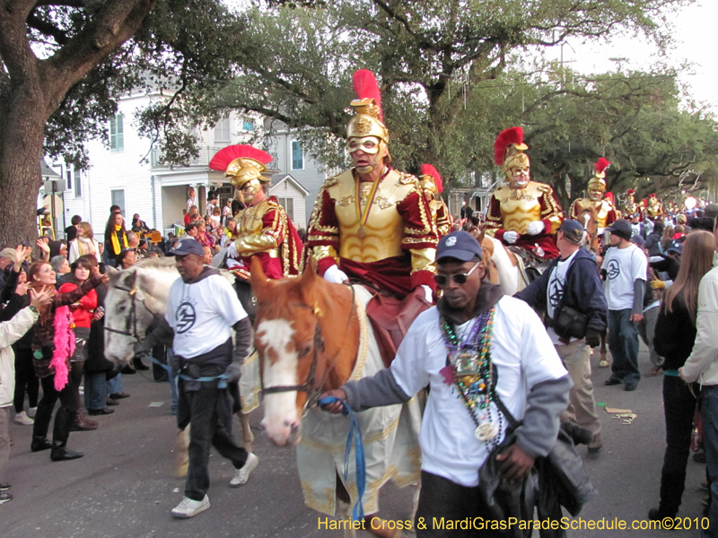 Krewe-of-Bacchus-2010-Mardi-Gras-New-Orleans-1406