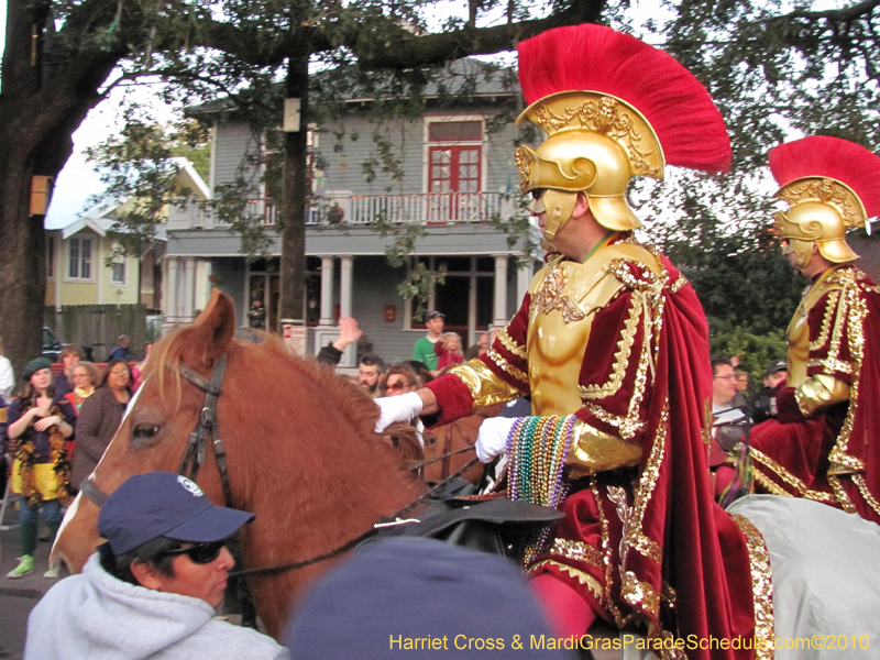 Krewe-of-Bacchus-2010-Mardi-Gras-New-Orleans-1409