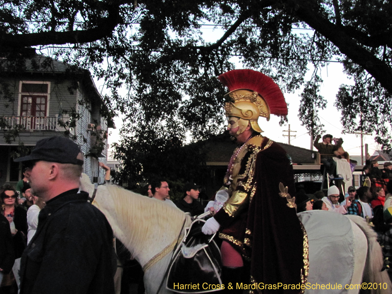 Krewe-of-Bacchus-2010-Mardi-Gras-New-Orleans-1410