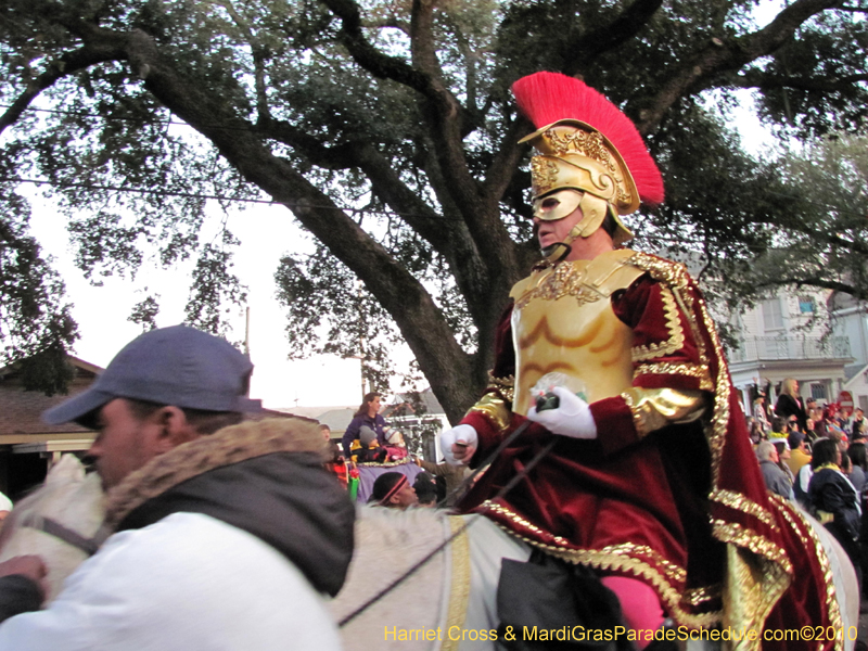 Krewe-of-Bacchus-2010-Mardi-Gras-New-Orleans-1419