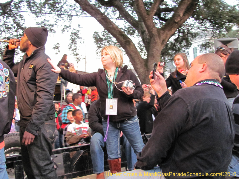 Krewe-of-Bacchus-2010-Mardi-Gras-New-Orleans-1425