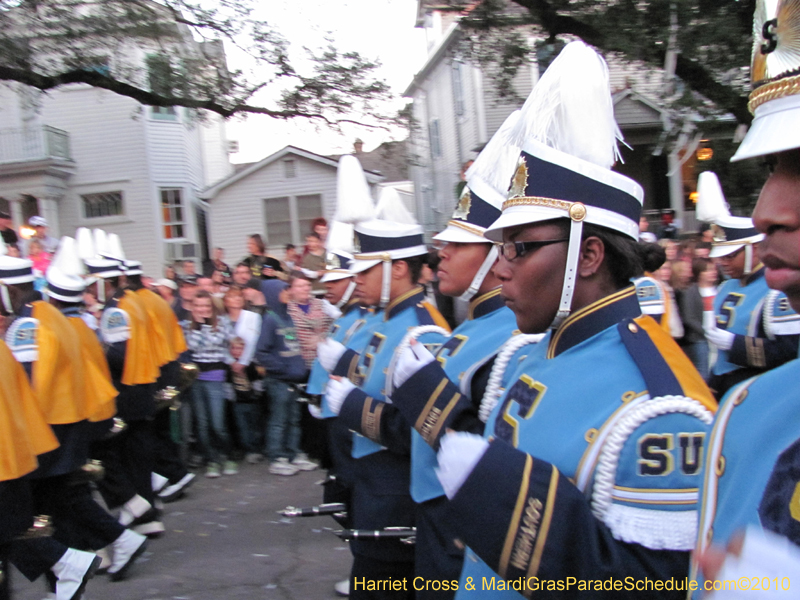 Krewe-of-Bacchus-2010-Mardi-Gras-New-Orleans-1450