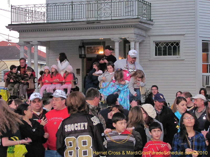 Krewe-of-Bacchus-2010-Mardi-Gras-New-Orleans-1452