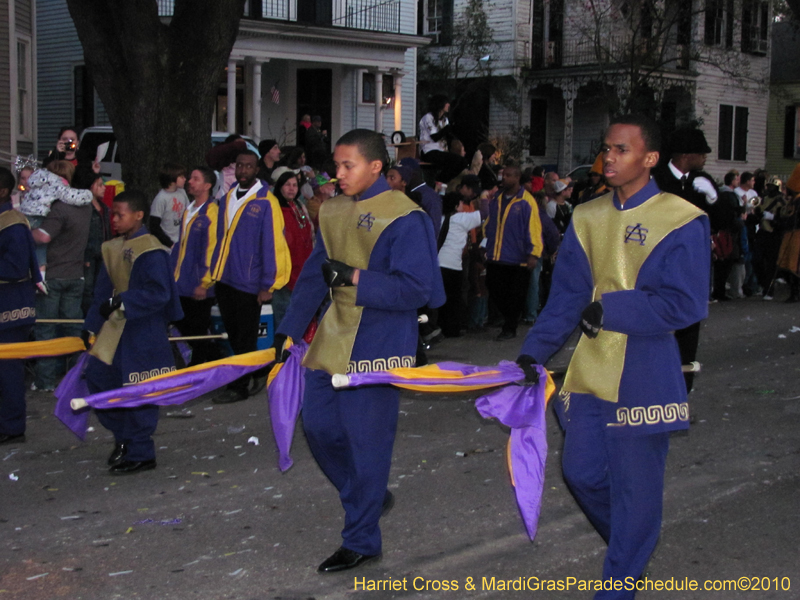 Krewe-of-Bacchus-2010-Mardi-Gras-New-Orleans-1458