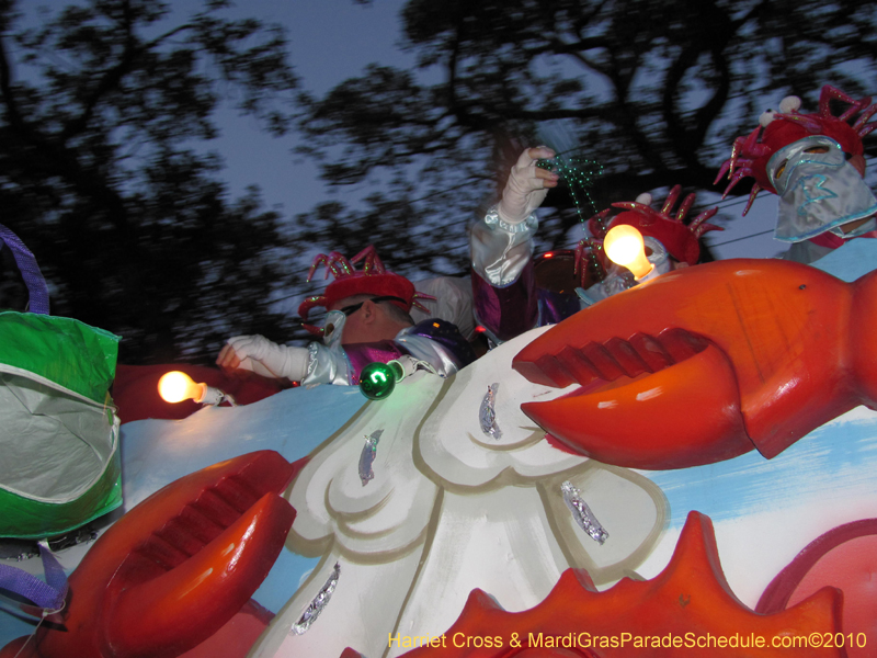Krewe-of-Bacchus-2010-Mardi-Gras-New-Orleans-1471