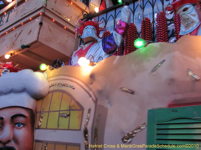 Krewe-of-Bacchus-2010-Mardi-Gras-New-Orleans-1472