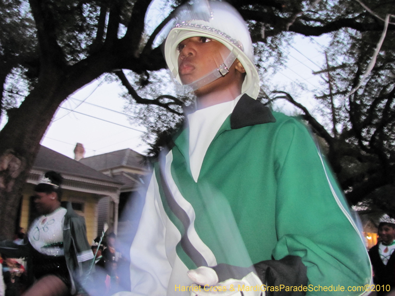 Krewe-of-Bacchus-2010-Mardi-Gras-New-Orleans-1478
