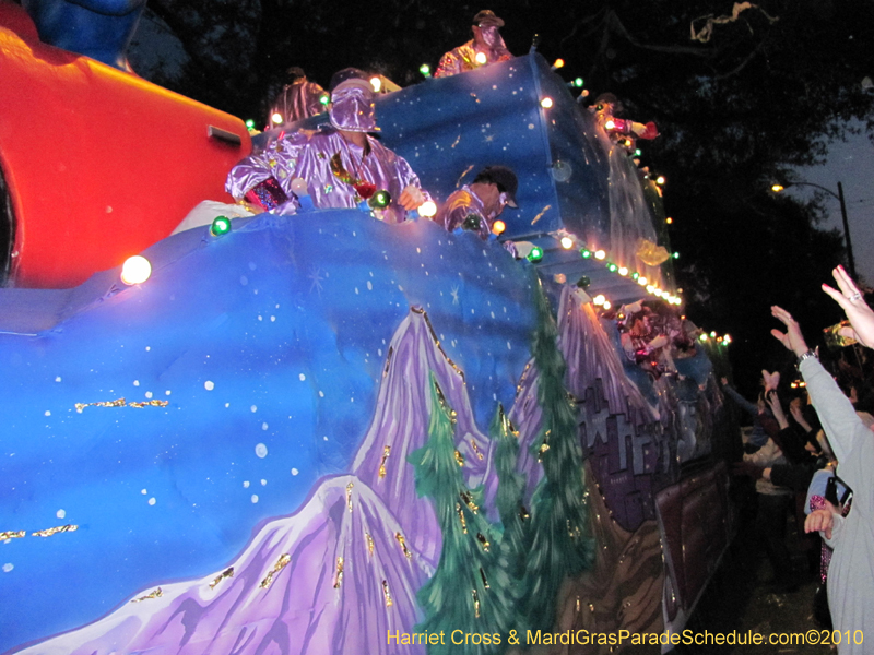 Krewe-of-Bacchus-2010-Mardi-Gras-New-Orleans-1509