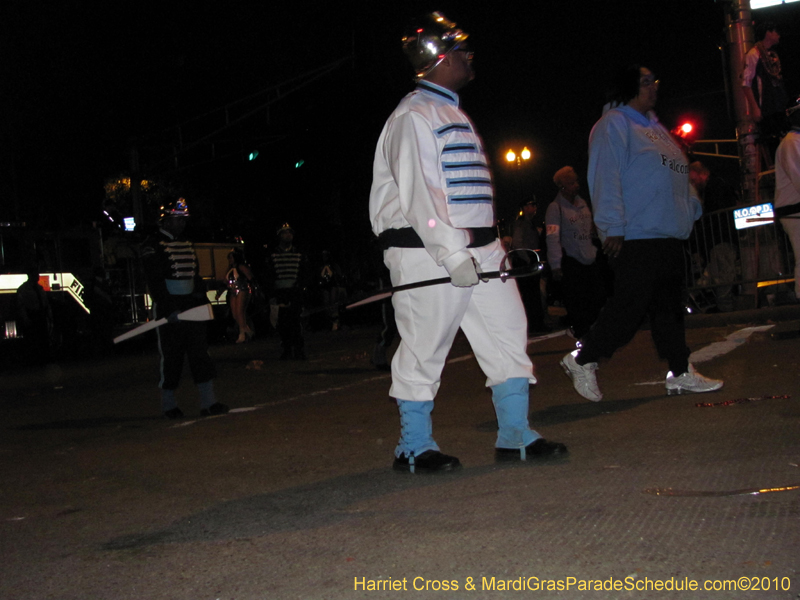 Krewe-of-Bacchus-2010-Mardi-Gras-New-Orleans-1543