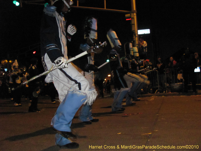 Krewe-of-Bacchus-2010-Mardi-Gras-New-Orleans-1545