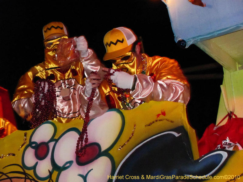 Krewe-of-Bacchus-2010-Mardi-Gras-New-Orleans-1564