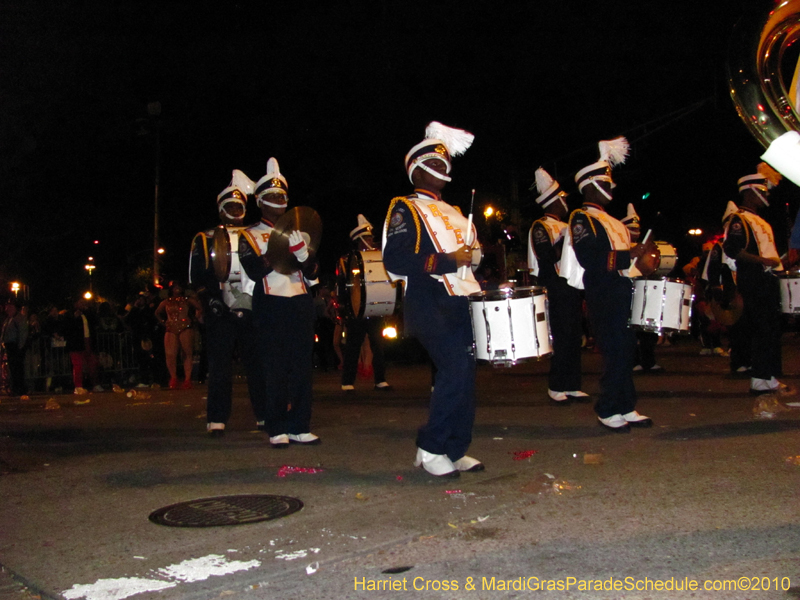 Krewe-of-Bacchus-2010-Mardi-Gras-New-Orleans-1570