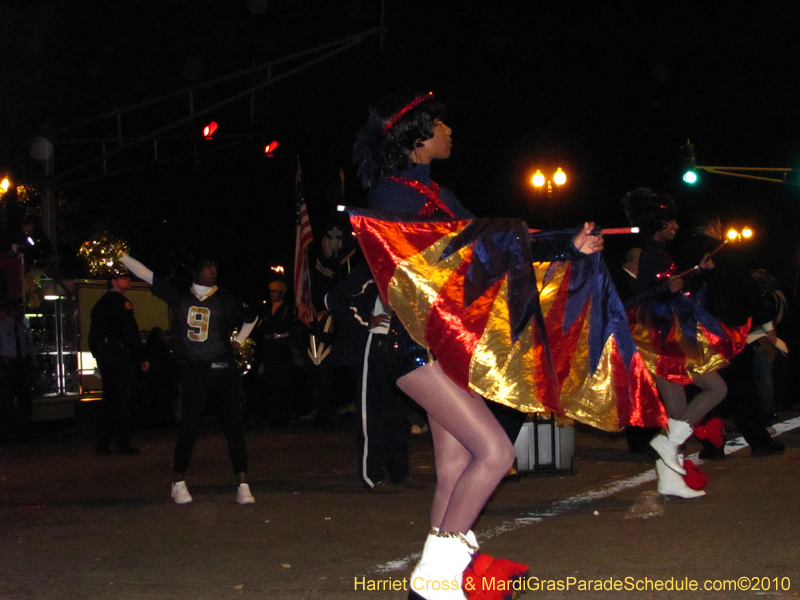 Krewe-of-Bacchus-2010-Mardi-Gras-New-Orleans-1573