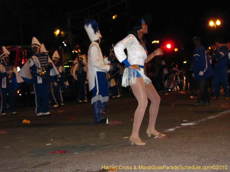 Krewe-of-Bacchus-2010-Mardi-Gras-New-Orleans-1589