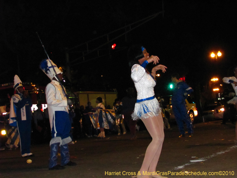 Krewe-of-Bacchus-2010-Mardi-Gras-New-Orleans-1590