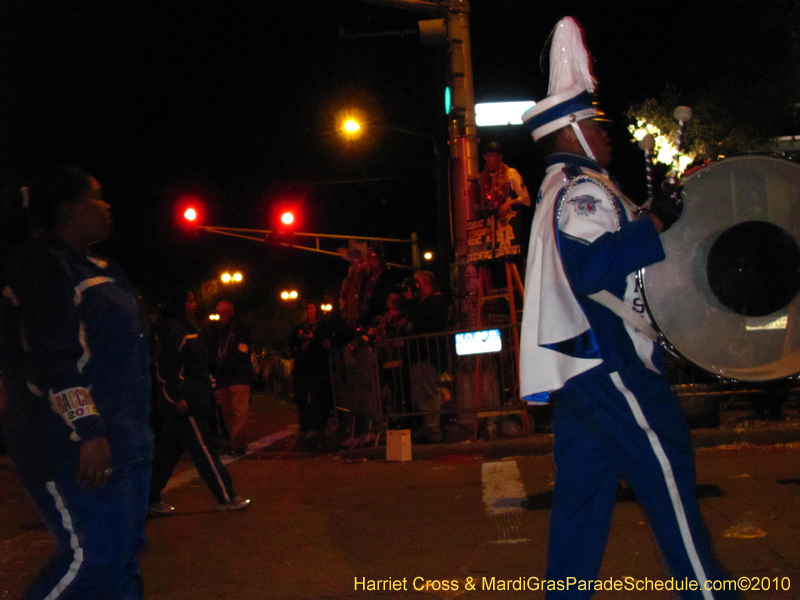 Krewe-of-Bacchus-2010-Mardi-Gras-New-Orleans-1592