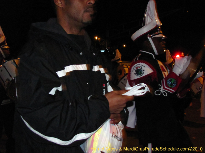 Krewe-of-Bacchus-2010-Mardi-Gras-New-Orleans-1625