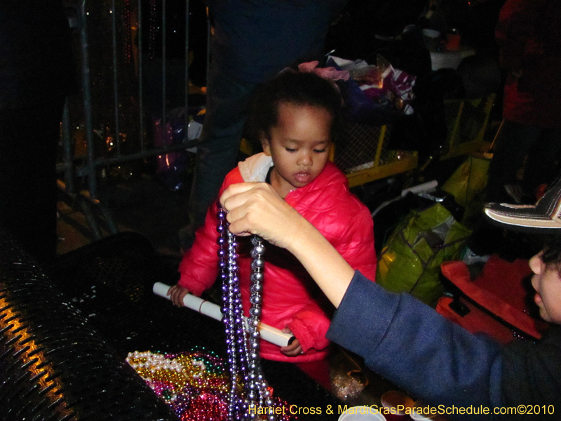 Krewe-of-Bacchus-2010-Mardi-Gras-New-Orleans-1633