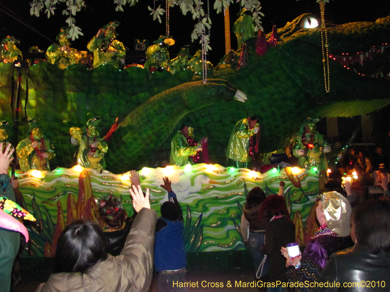 Krewe-of-Bacchus-2010-Mardi-Gras-New-Orleans-1634