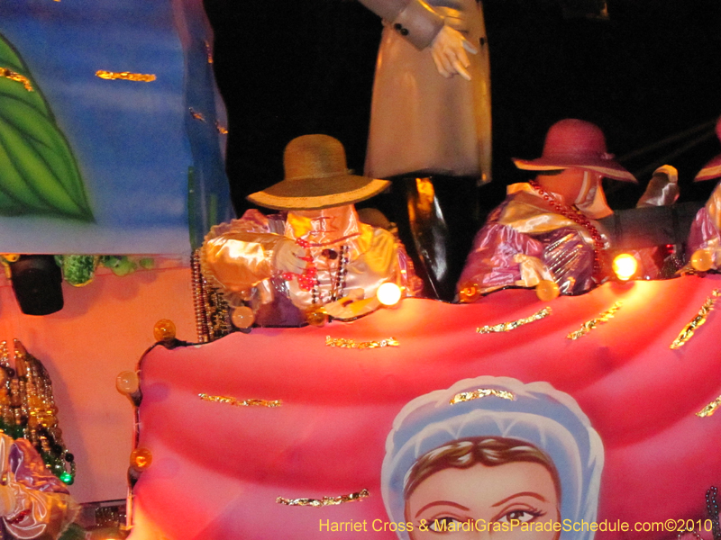 Krewe-of-Bacchus-2010-Mardi-Gras-New-Orleans-1652