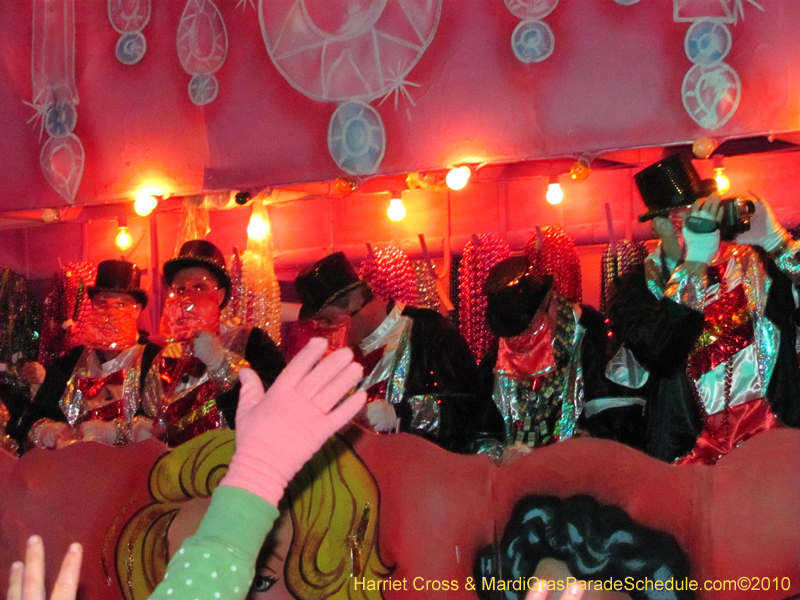 Krewe-of-Bacchus-2010-Mardi-Gras-New-Orleans-1661