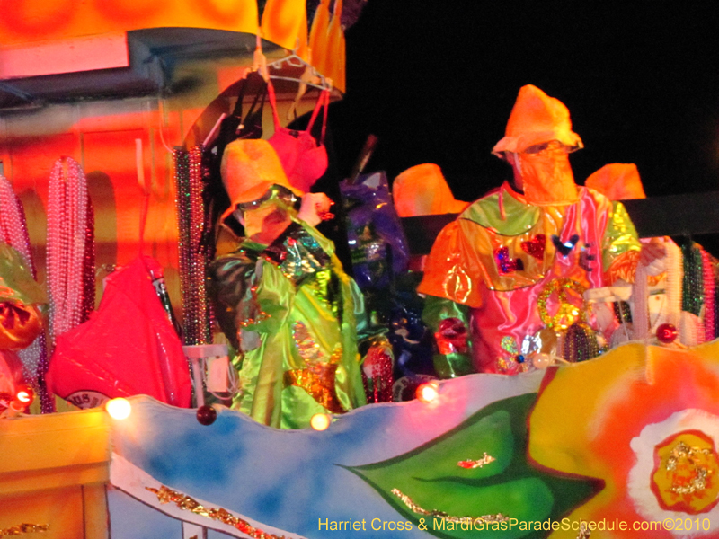 Krewe-of-Bacchus-2010-Mardi-Gras-New-Orleans-1666