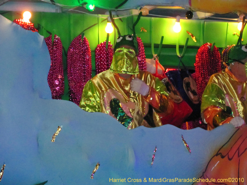 Krewe-of-Bacchus-2010-Mardi-Gras-New-Orleans-1671