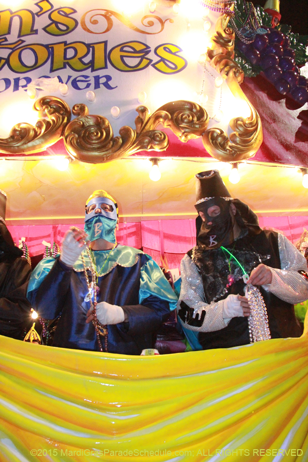 Krewe-of-Bacchus-2015-18397
