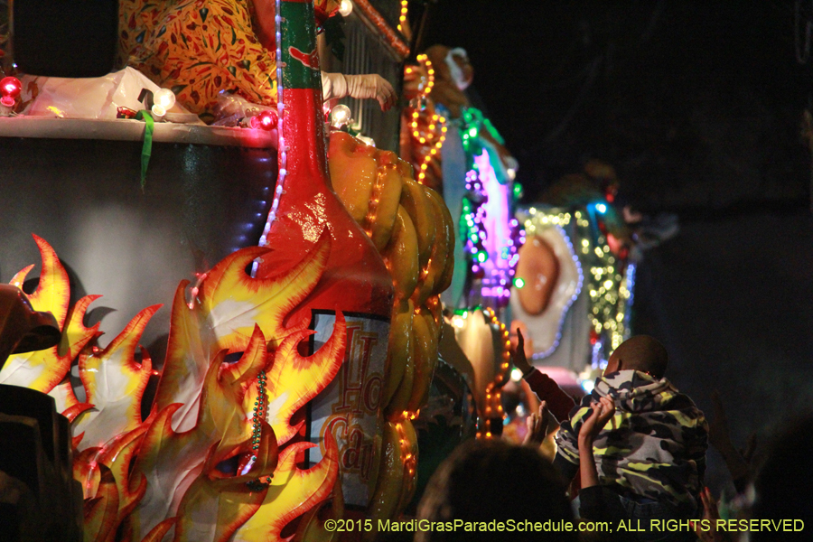 Krewe-of-Bacchus-2015-18403