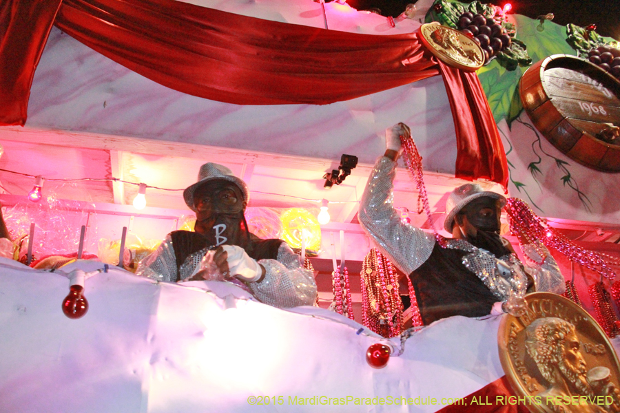 Krewe-of-Bacchus-2015-18432