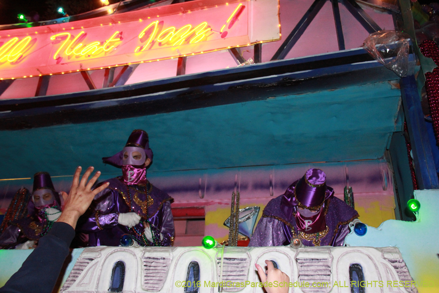 2016-Krewe-of-Bacchus-012882