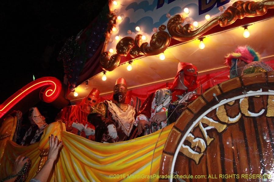 2016-Krewe-of-Bacchus-012905